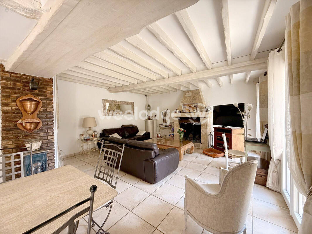 Maison à CONDECOURT