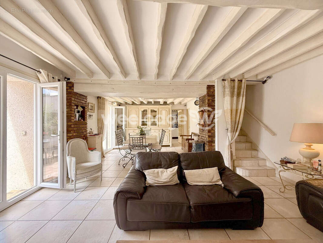 Maison à CONDECOURT