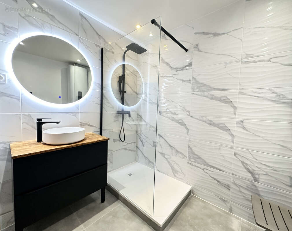 Appartement à SANARY-SUR-MER