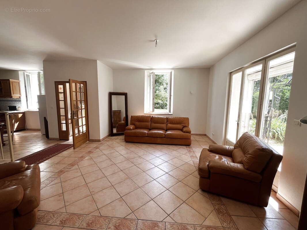 Maison à LORIOL-SUR-DROME