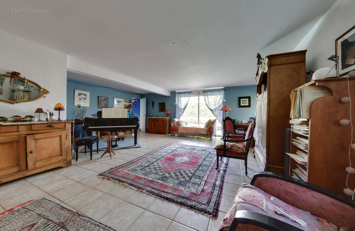 Maison à LORIOL-SUR-DROME