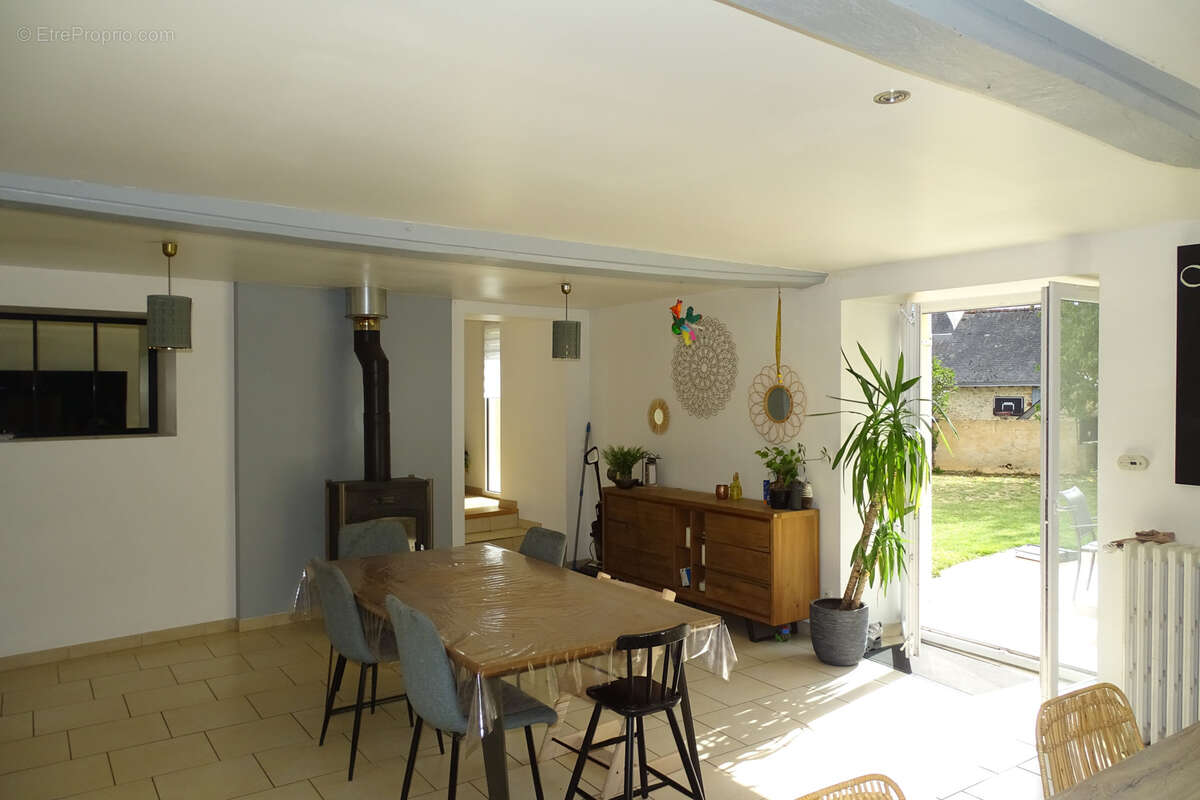 Maison à PARNE-SUR-ROC