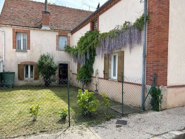 Maison à SAINT-LOUP-DES-VIGNES