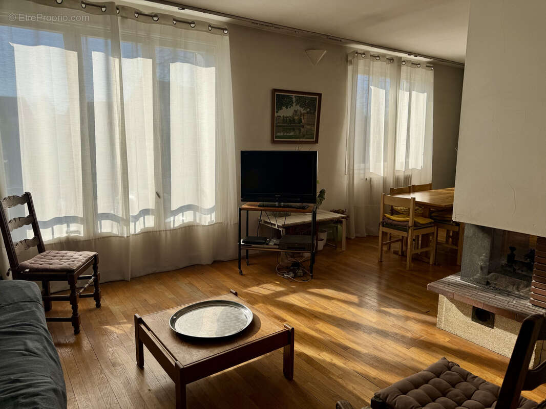 Maison à SAINT-ANDRE-LES-VERGERS