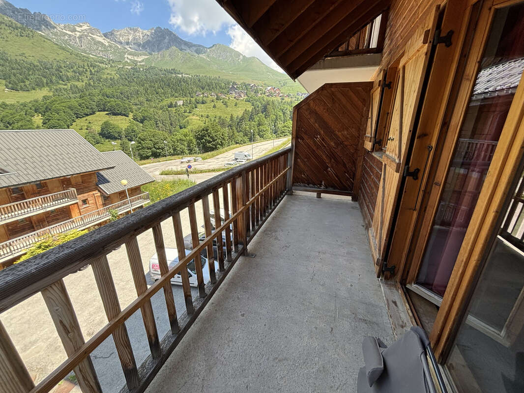 Appartement à SAINT-FRANCOIS-LONGCHAMP