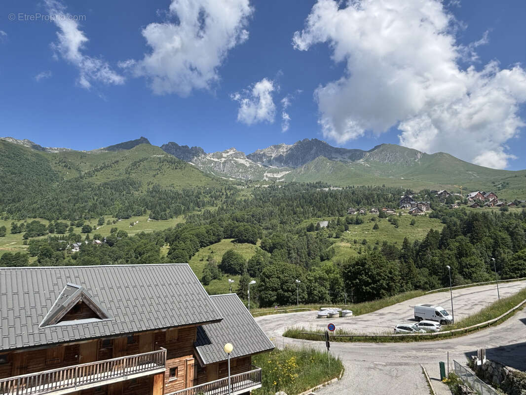 Appartement à SAINT-FRANCOIS-LONGCHAMP
