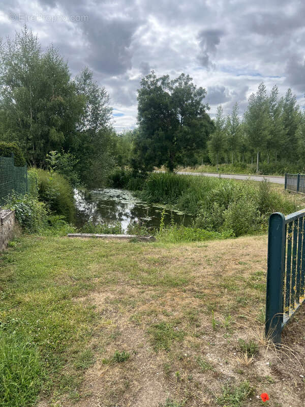 Terrain à LA MOTTE-TILLY