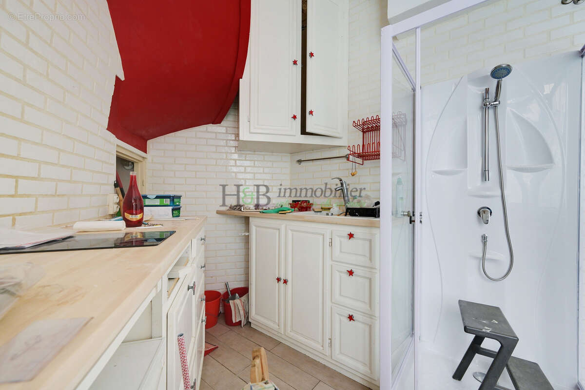 Appartement à PARIS-12E