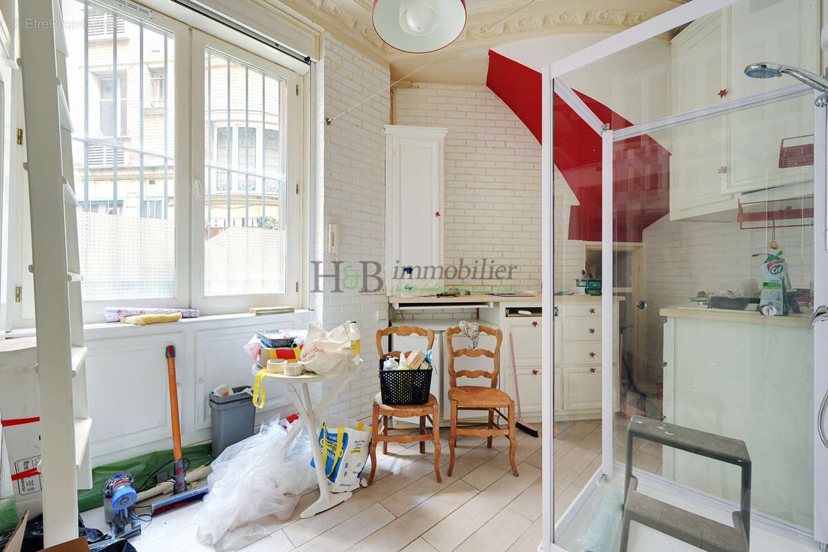 Appartement à PARIS-12E