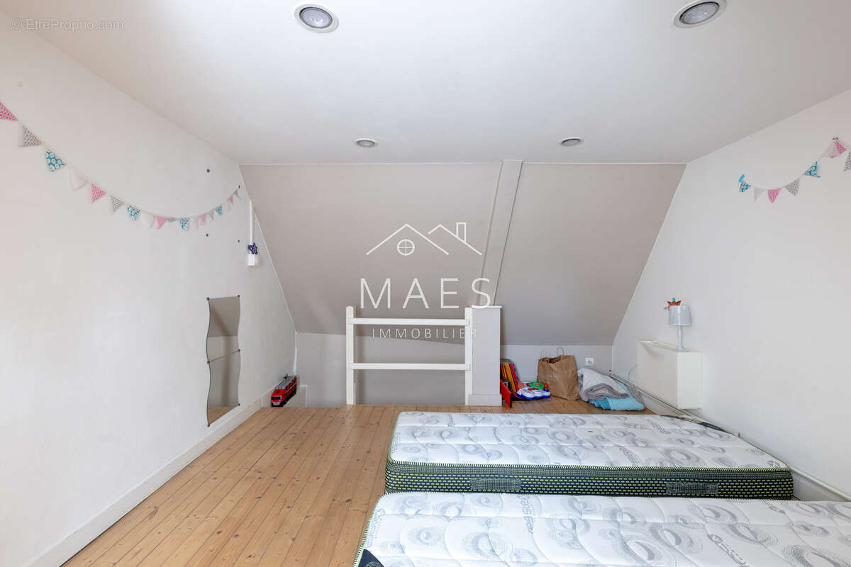 Maison à WAMBRECHIES