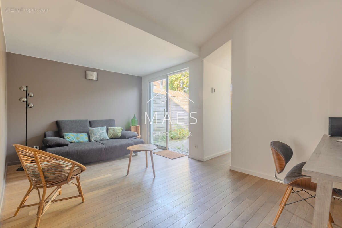 Maison à WAMBRECHIES