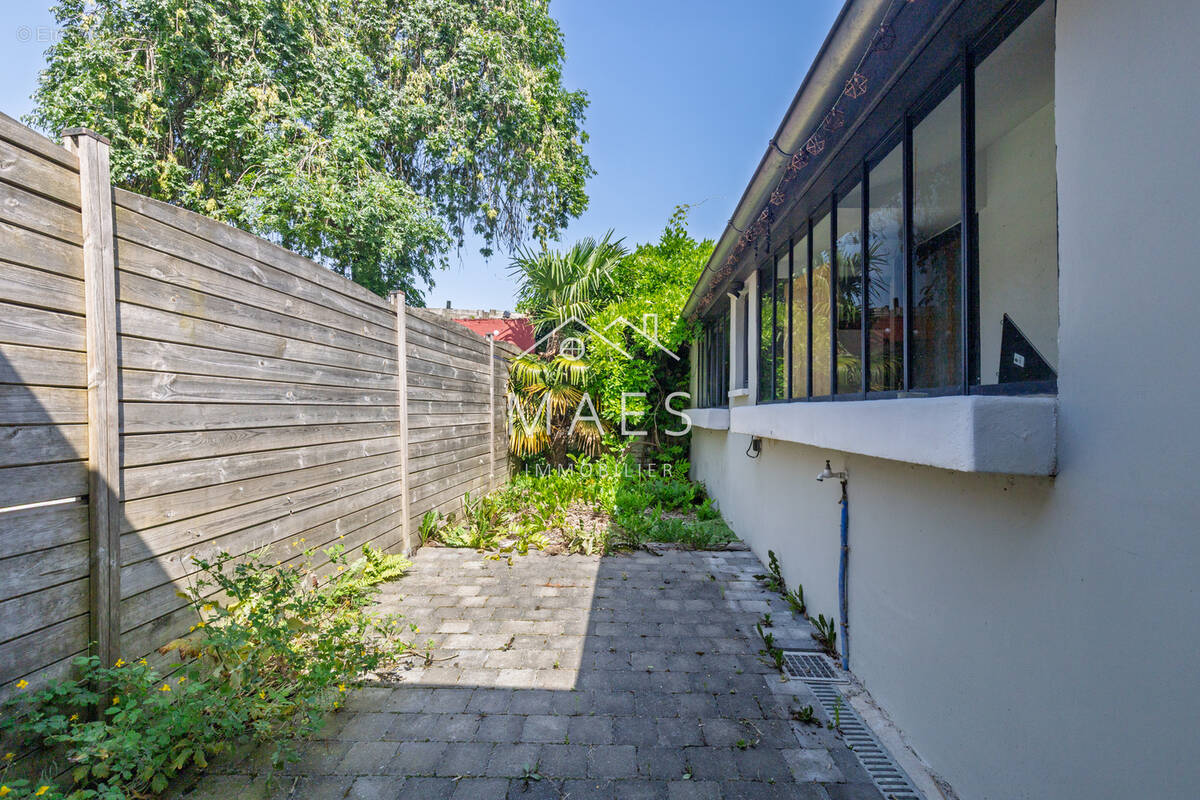 Maison à WAMBRECHIES