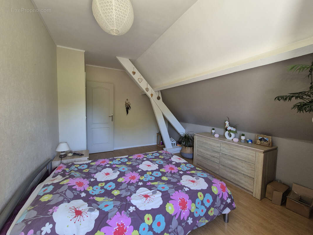 Maison à LAMARQUE-PONTACQ