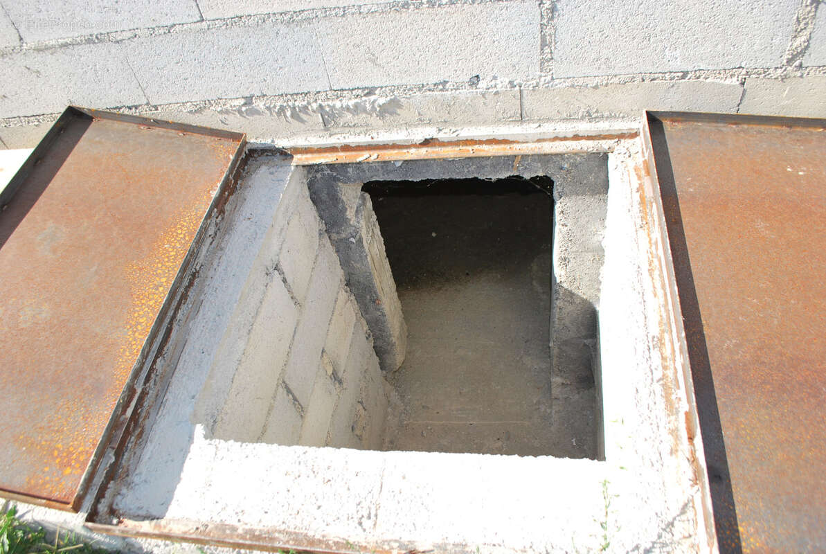 Maison à VILLECROZE