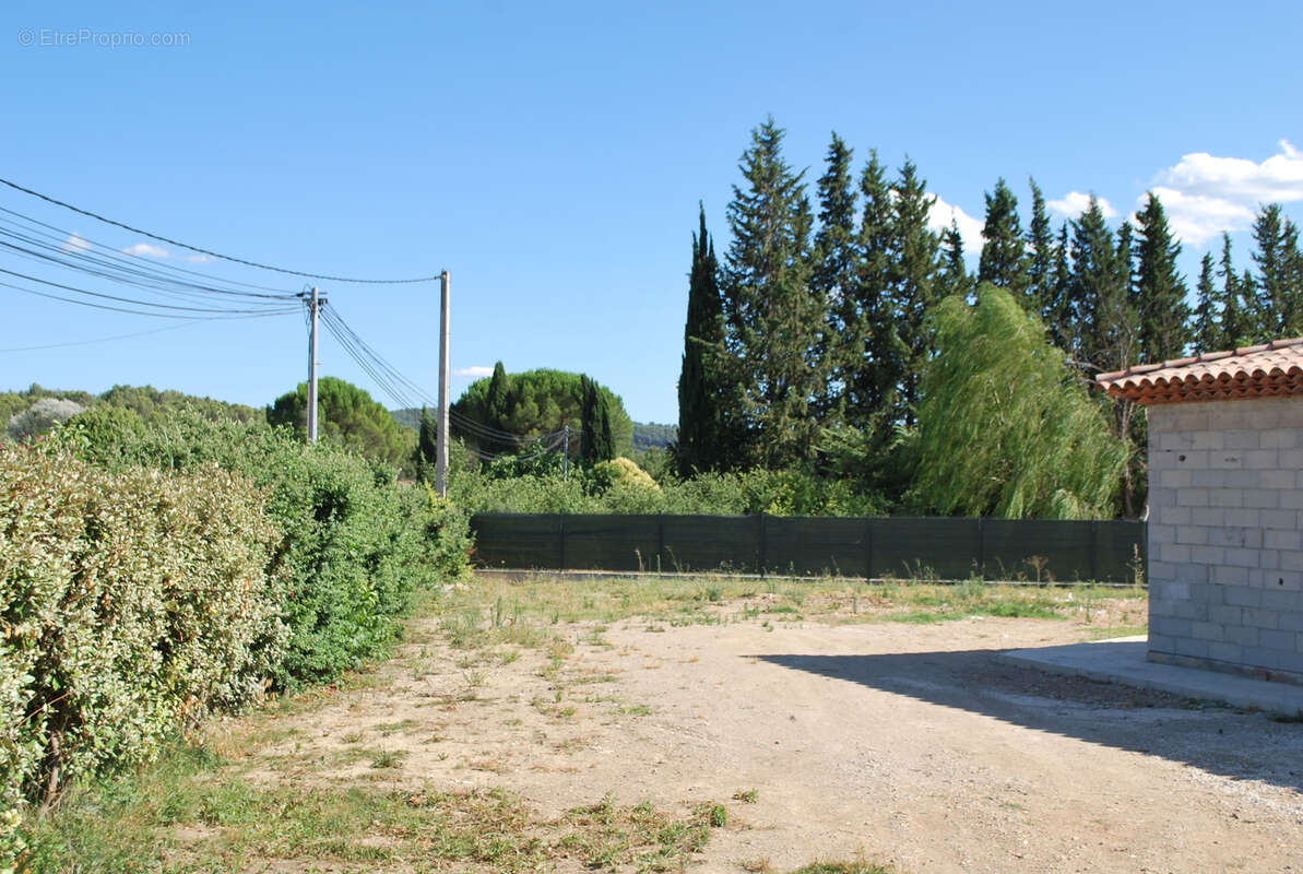 Maison à VILLECROZE