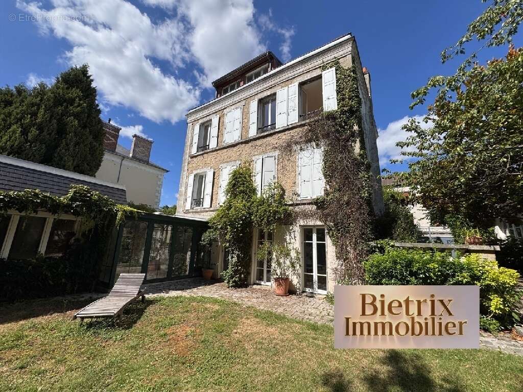 Maison à L'ISLE-ADAM