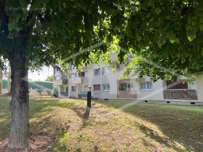 Appartement à QUINCY-SOUS-SENART