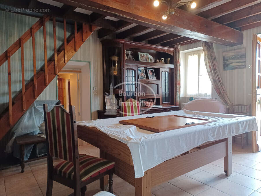 Maison à SAINT-AUBIN-SUR-LOIRE