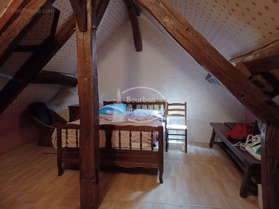 Maison à SAINT-AUBIN-SUR-LOIRE