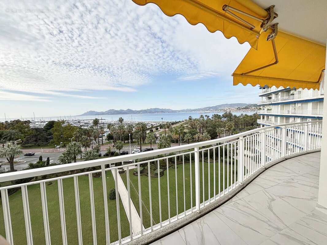 Appartement à CANNES