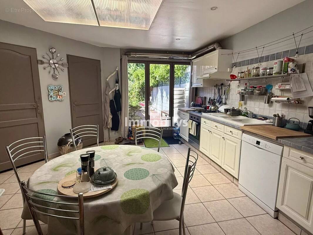 Maison à SIN-LE-NOBLE