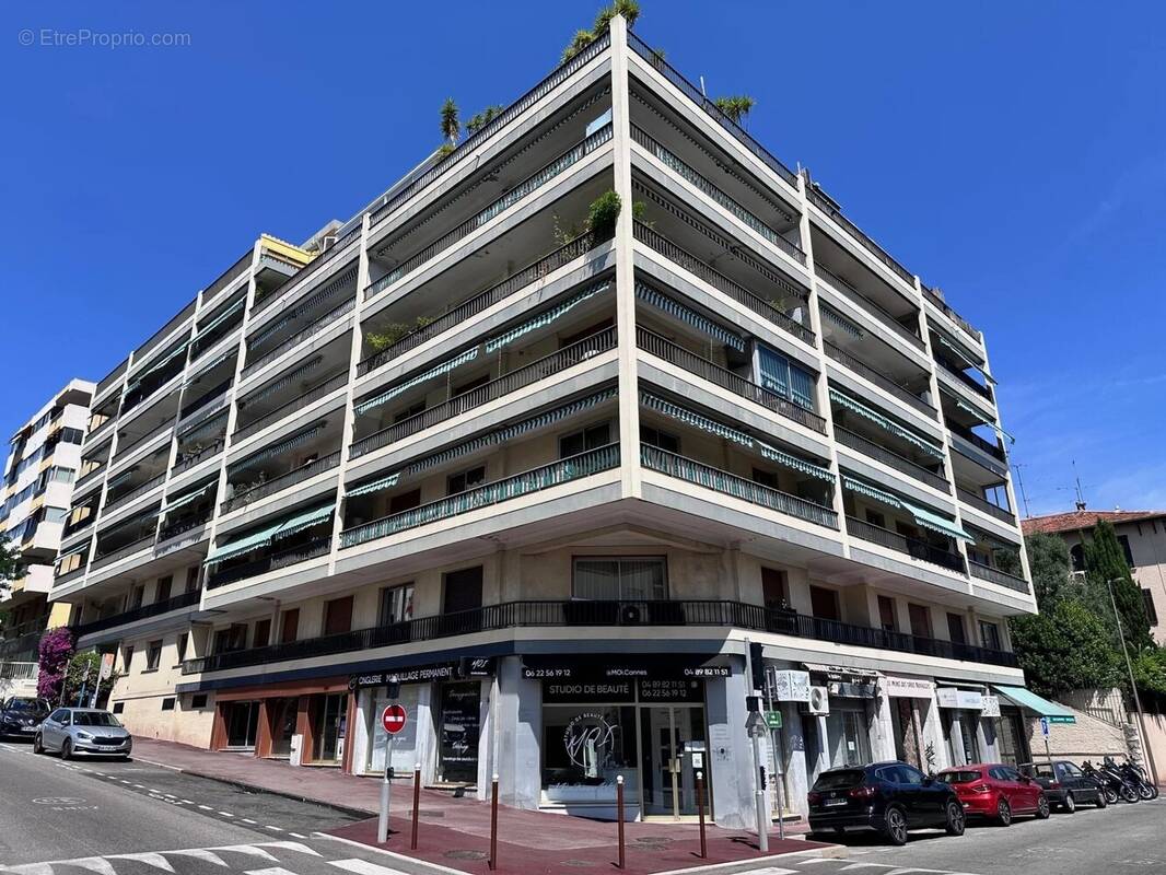 Appartement à LE CANNET