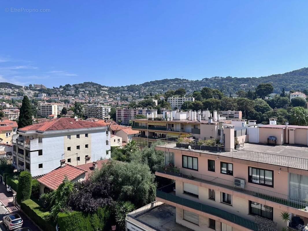 Appartement à LE CANNET