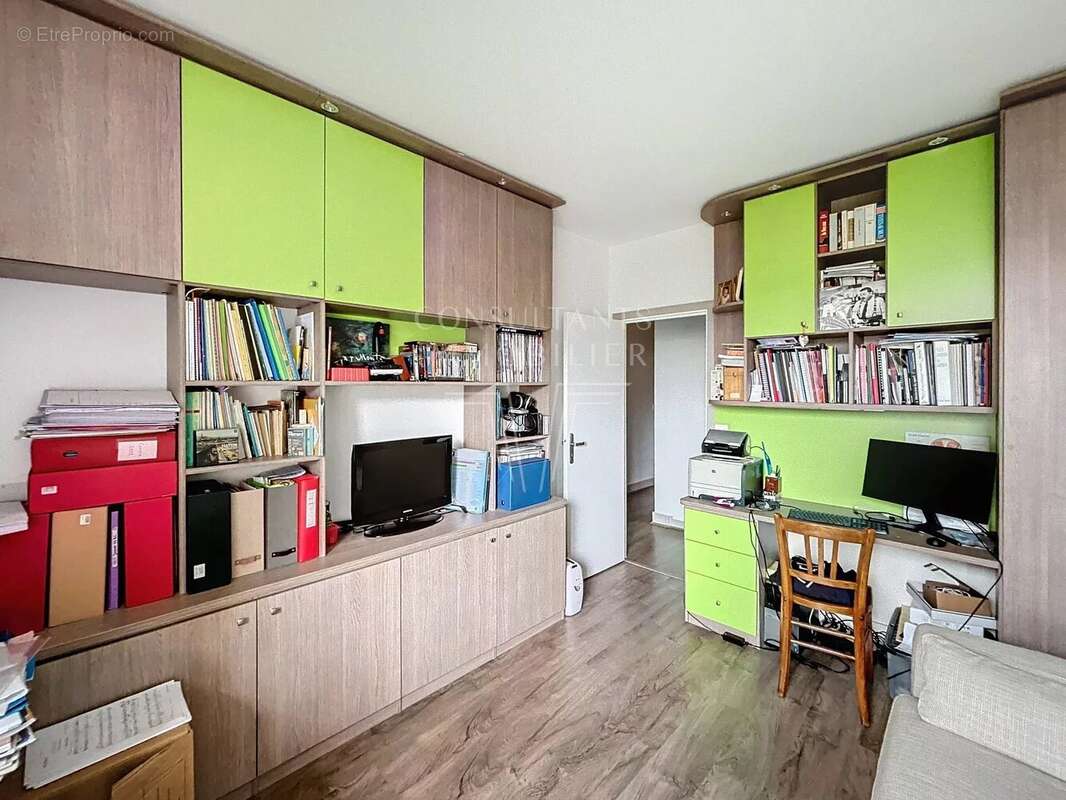 Appartement à NEUILLY-SUR-SEINE