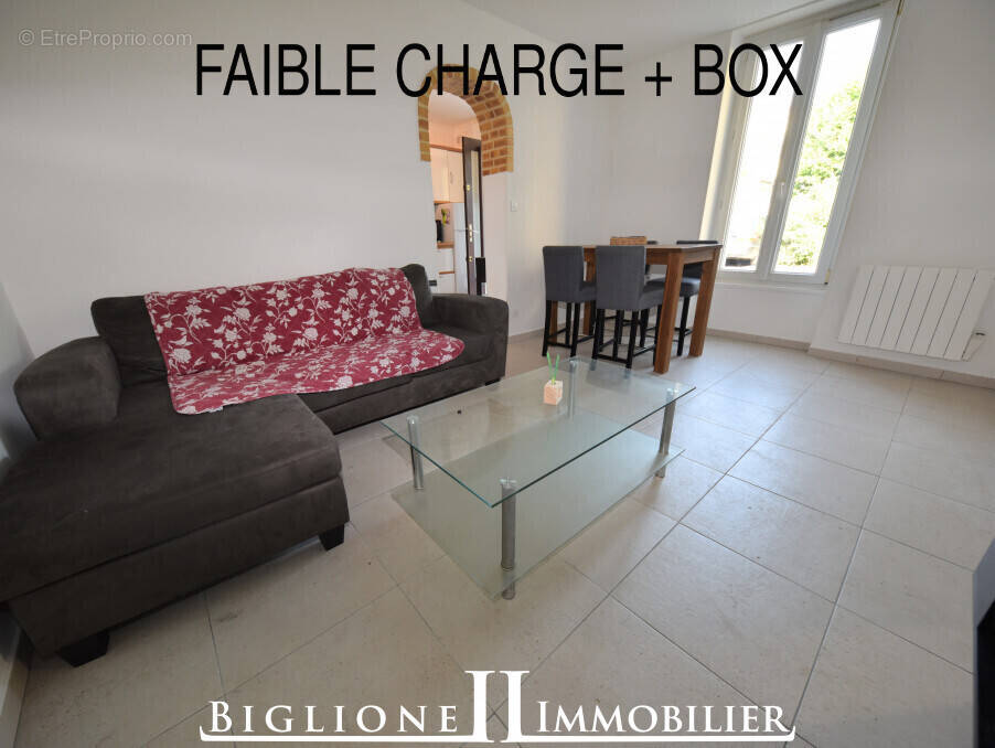 Appartement à LES PAVILLONS-SOUS-BOIS