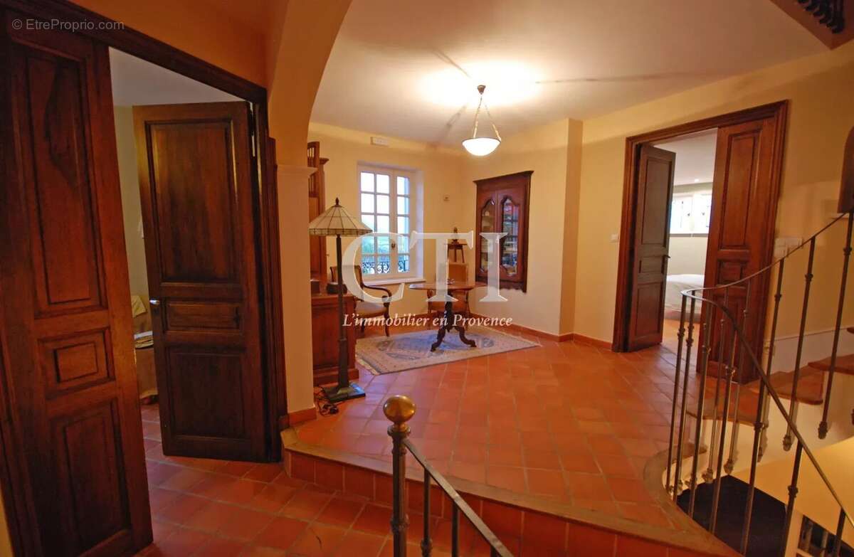 Maison à VAISON-LA-ROMAINE