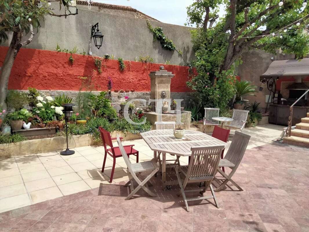 Maison à VAISON-LA-ROMAINE