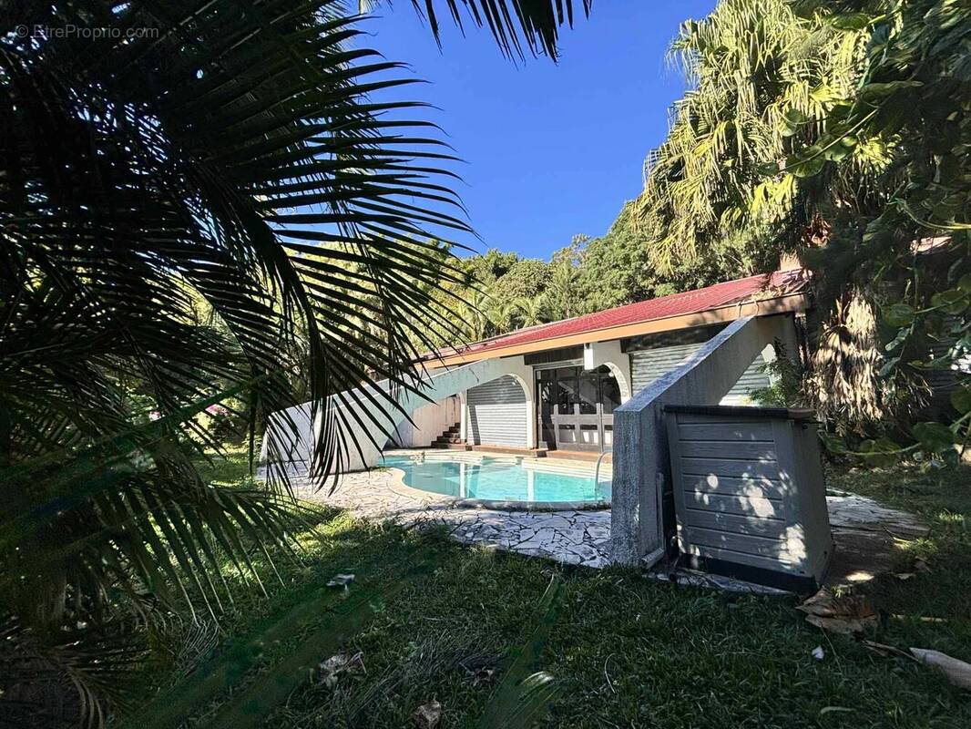 Maison à SAINT-DENIS