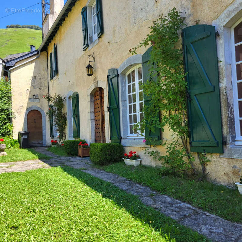 42e0da51-5d9b-4415-91e5-d40a350a4bf9 - Maison à LESCUN