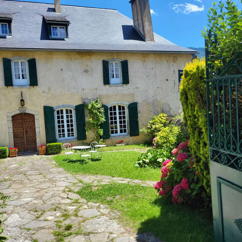 7ef02228-c4c1-480c-ac56-a0ed65b2e4e6 (1) - Maison à LESCUN