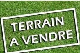 Terrain à EVRY-GREGY-SUR-YERRE