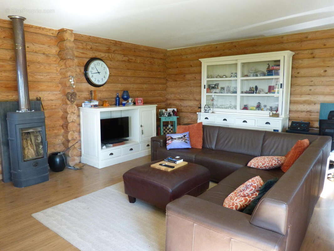 Salon n - Maison à MIELAN