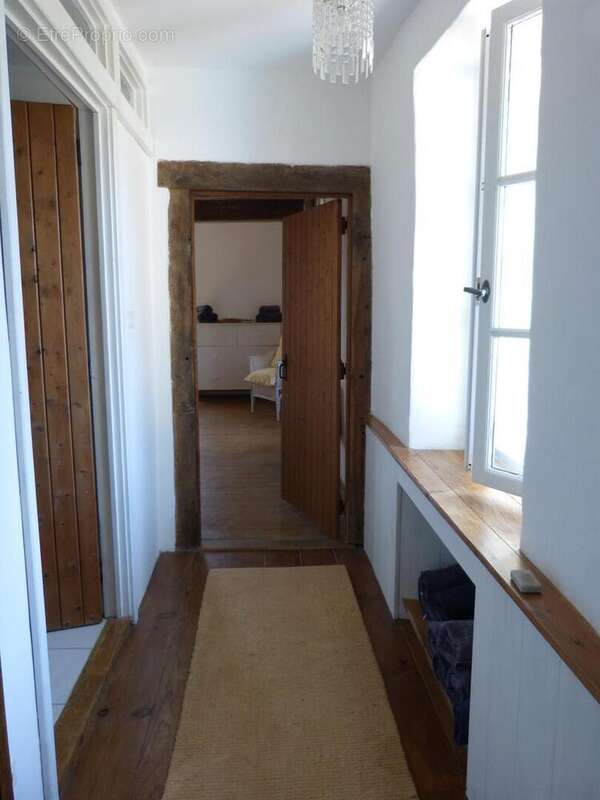 H couloir - Maison à MONTAUT