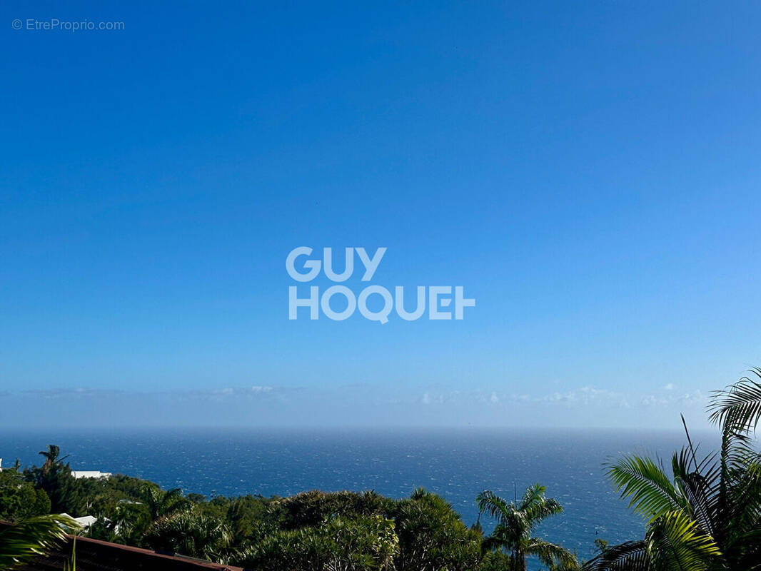 Terrain à SAINT-DENIS