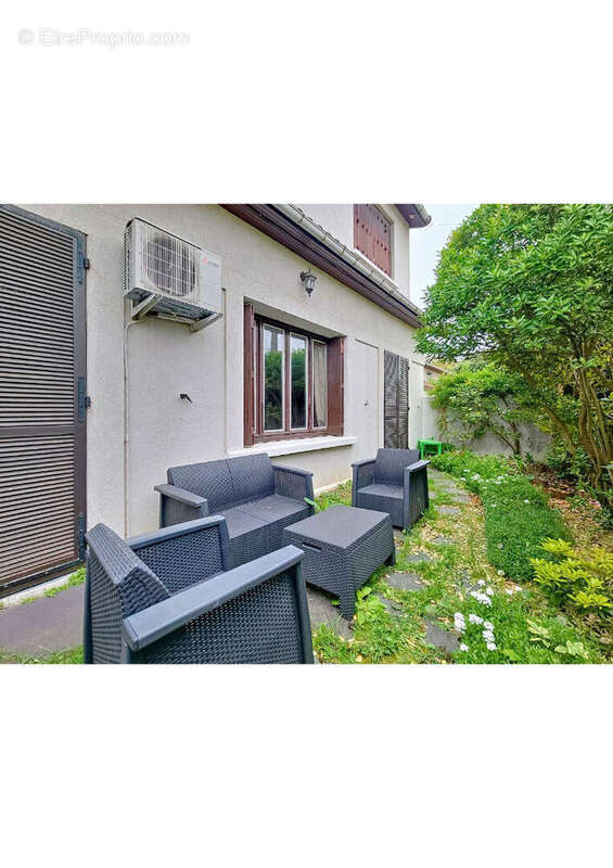 Maison à L&#039;HAY-LES-ROSES