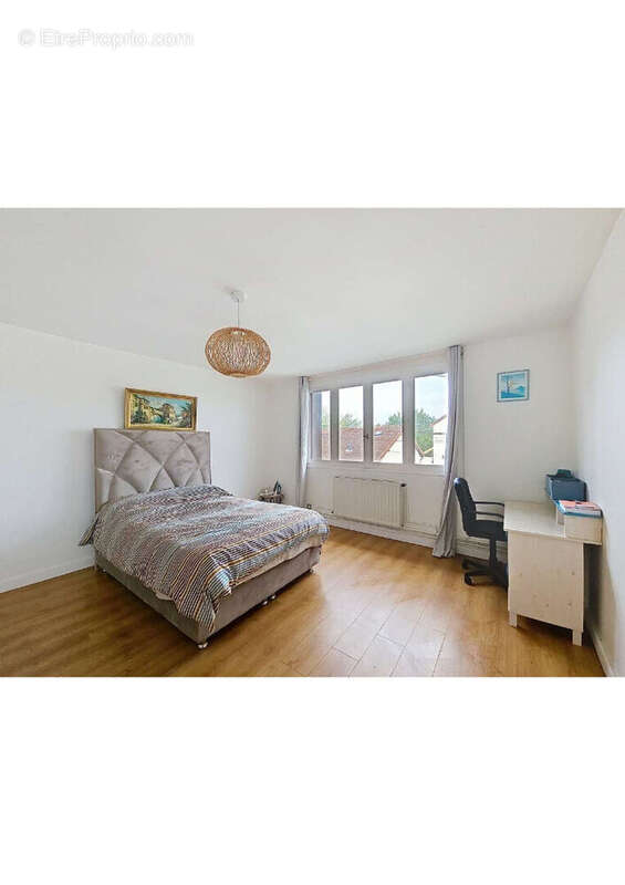 Maison à L&#039;HAY-LES-ROSES