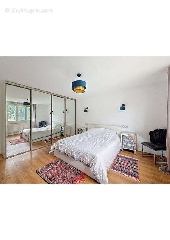 Maison à L&#039;HAY-LES-ROSES