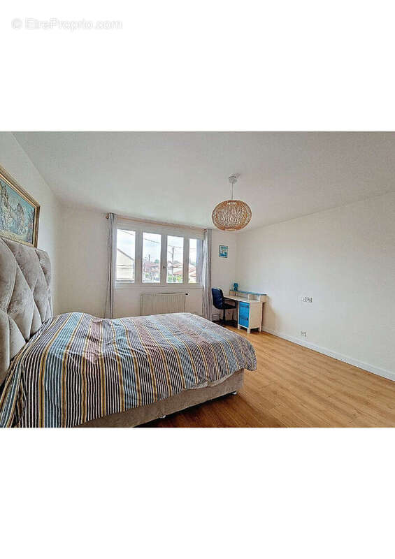 Maison à L&#039;HAY-LES-ROSES