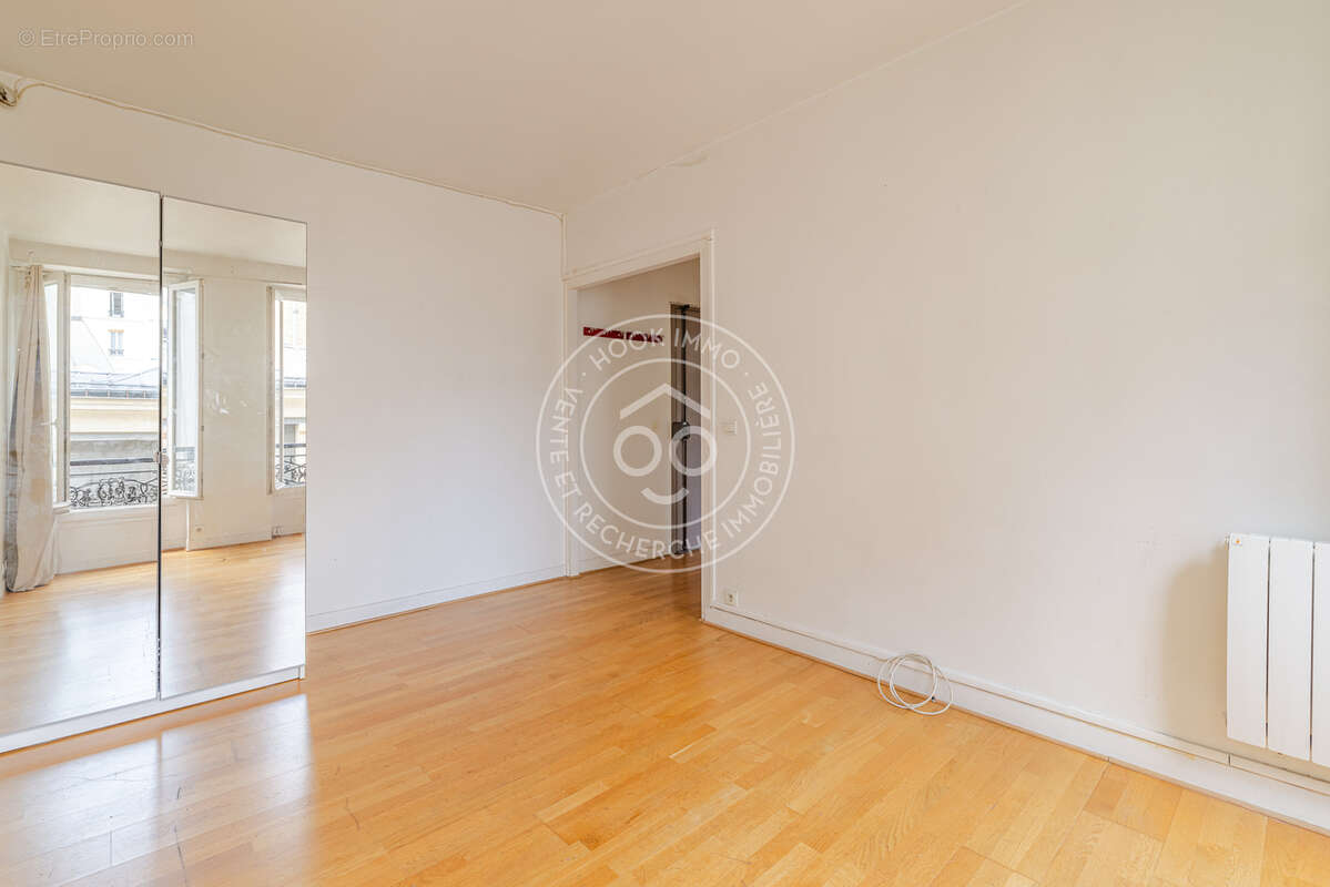Appartement à PARIS-11E
