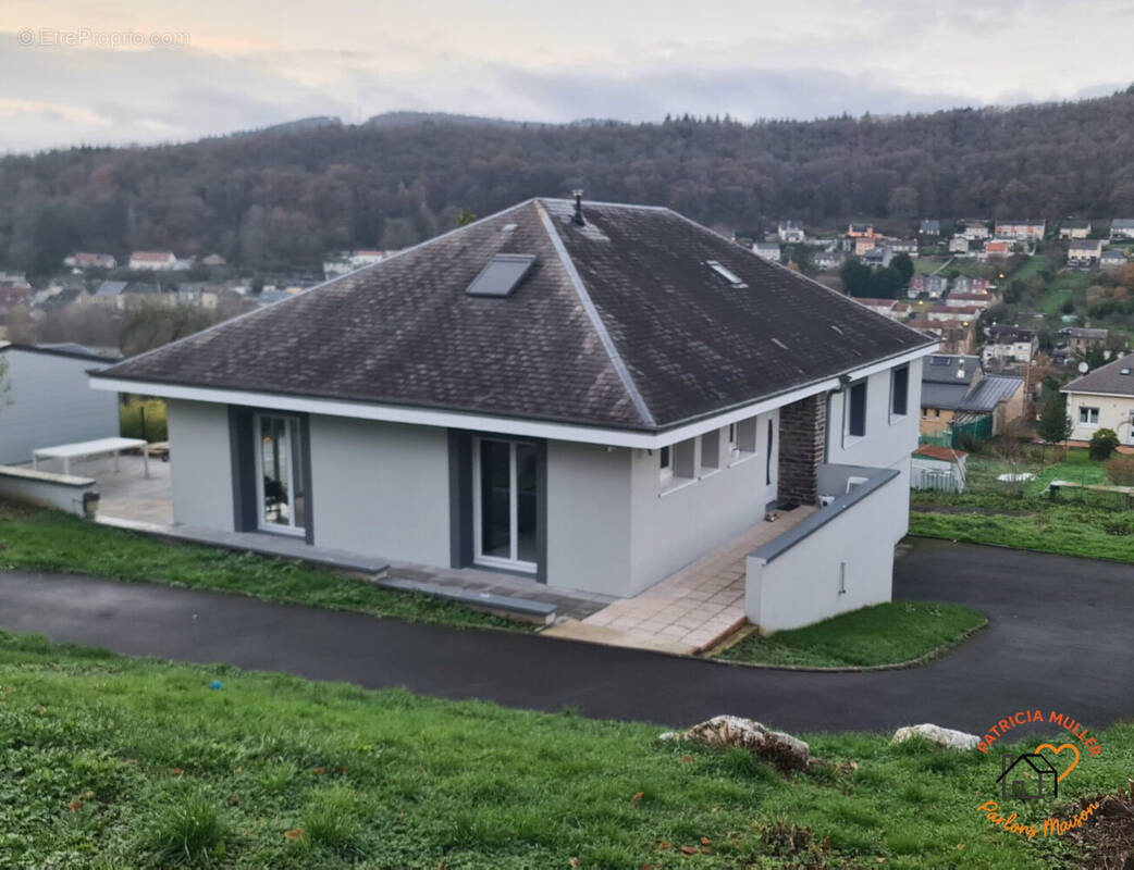 Maison à NOUZONVILLE