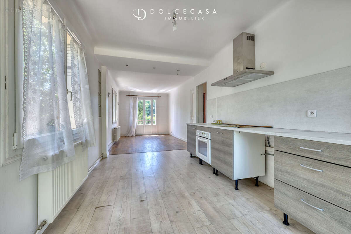 Maison à NEUILLY-SUR-MARNE