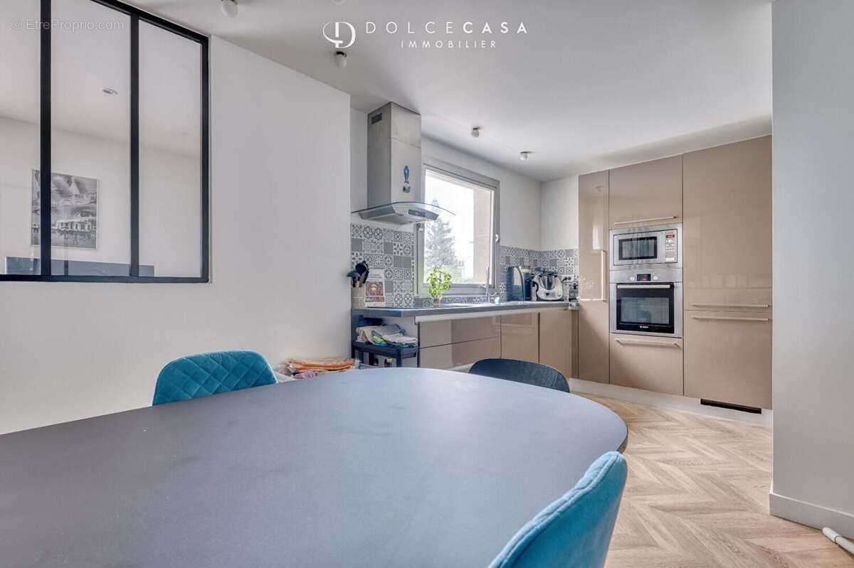 Appartement à NOGENT-SUR-MARNE