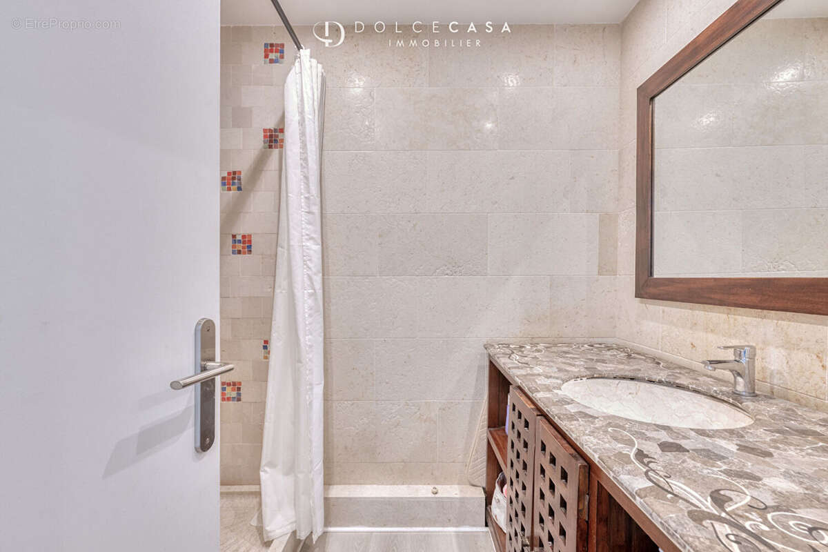 Appartement à NOGENT-SUR-MARNE