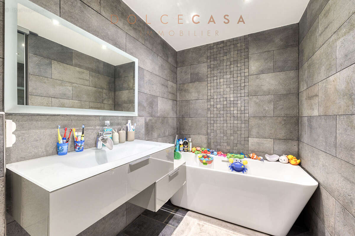 Appartement à NOGENT-SUR-MARNE