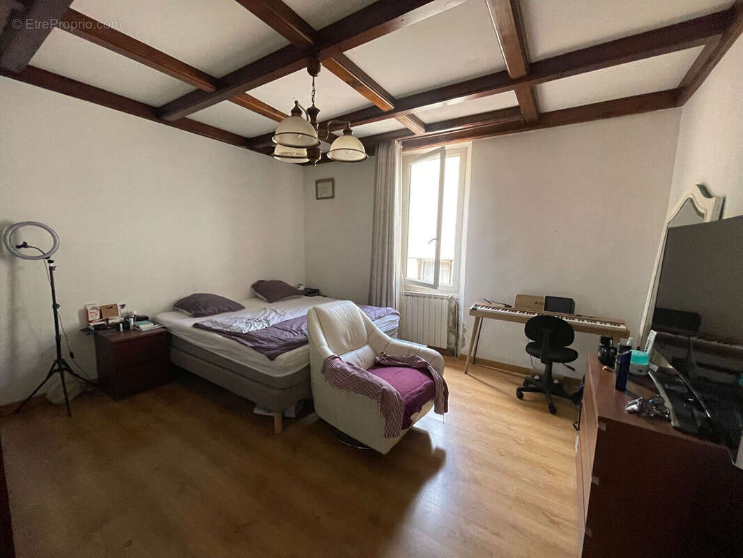 Maison à PEYROLLES-EN-PROVENCE