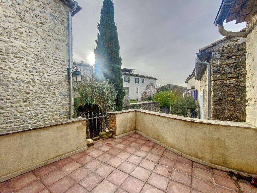 Appartement à MARUEJOLS-LES-GARDON